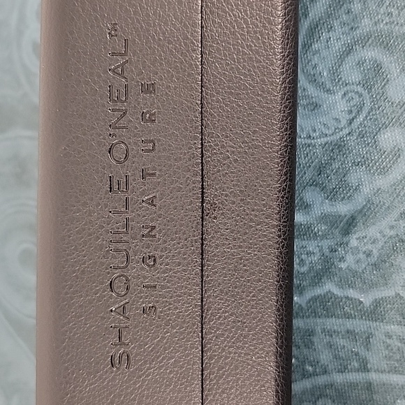 Shaquille O'Neal Black Eyeglass Case (Case Only) - Picture 2 of 11